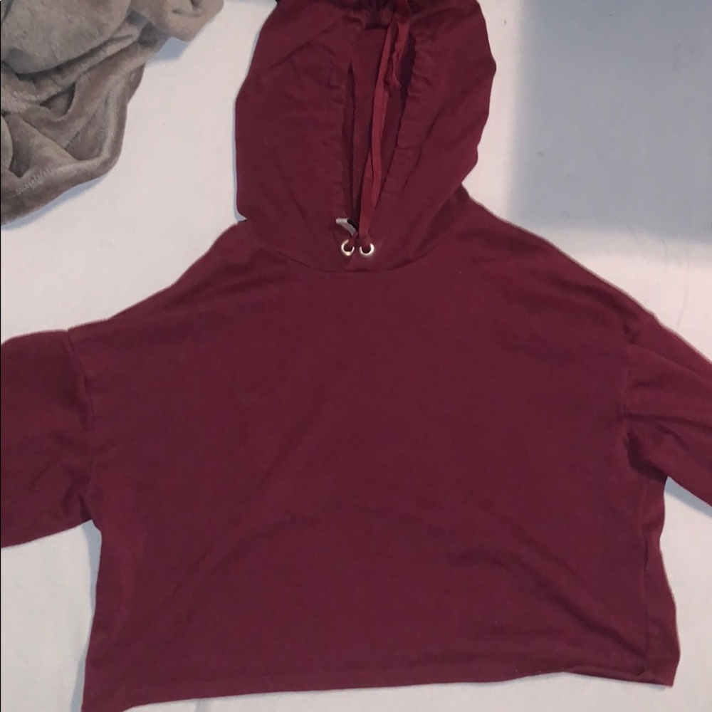 burgundy cropped hoodie